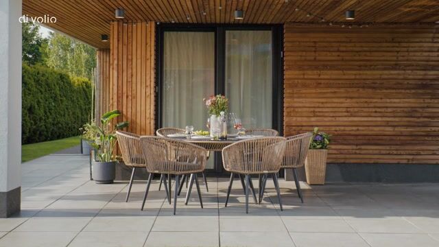 8b006bea2286ae1899ac013d82560f69 - 18